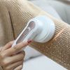 Rechargeable Portable Electric Lint Remover, Effective Lint Shaver For Clothing Furniture Carpet Lint Balls Bobbles