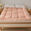 Mattress with checkered three-dimensional edges, 4 colors, King size